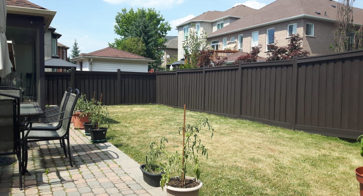 After: A new and beautiful Fence, which enhances the whole backyard look!